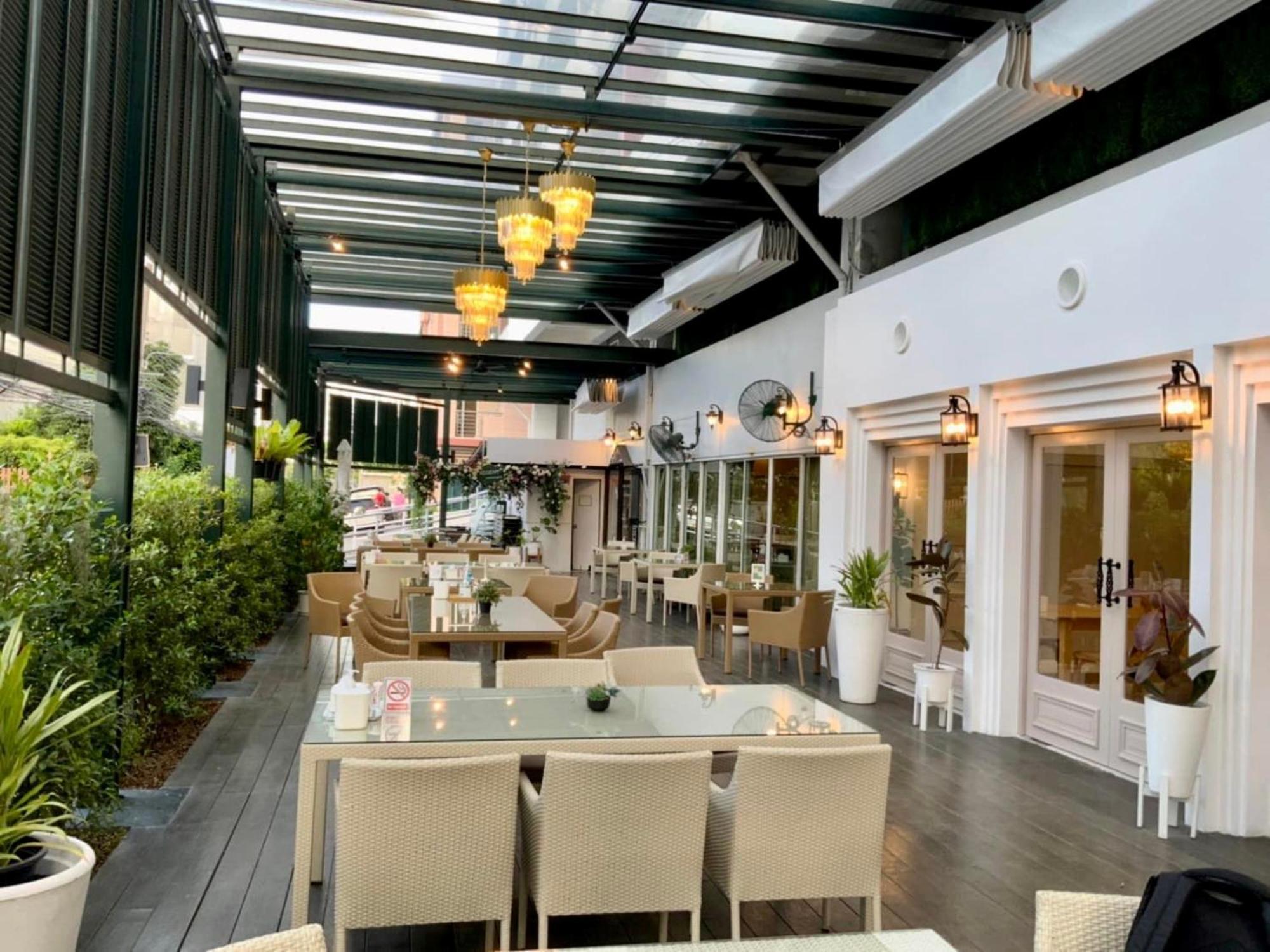蓝康恒22丽晶酒店 曼谷 外观 照片